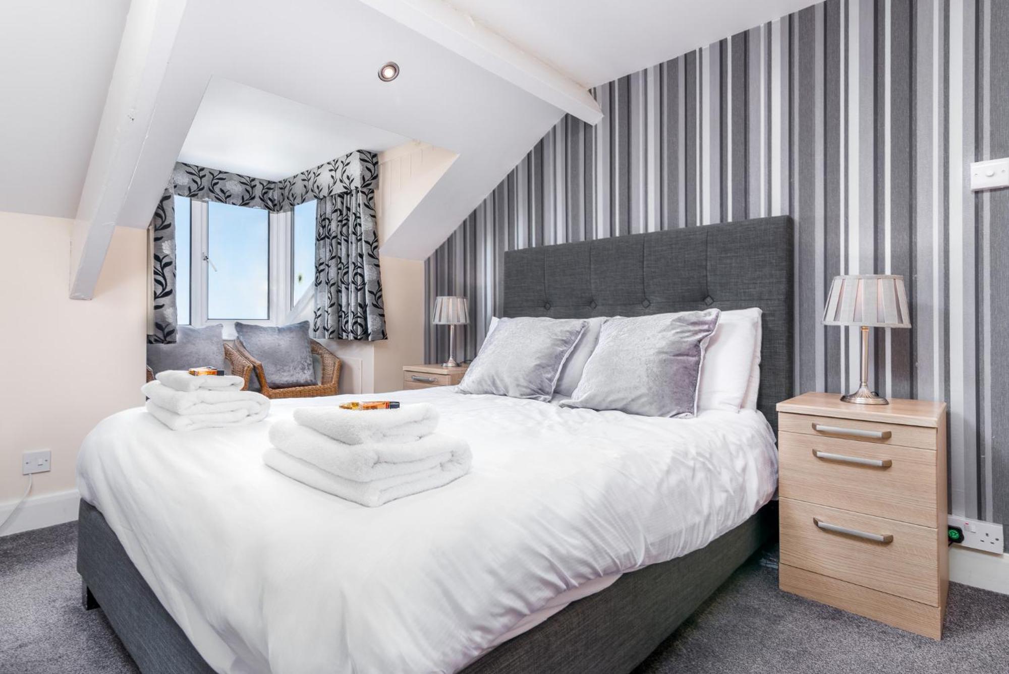 Riviera 3*