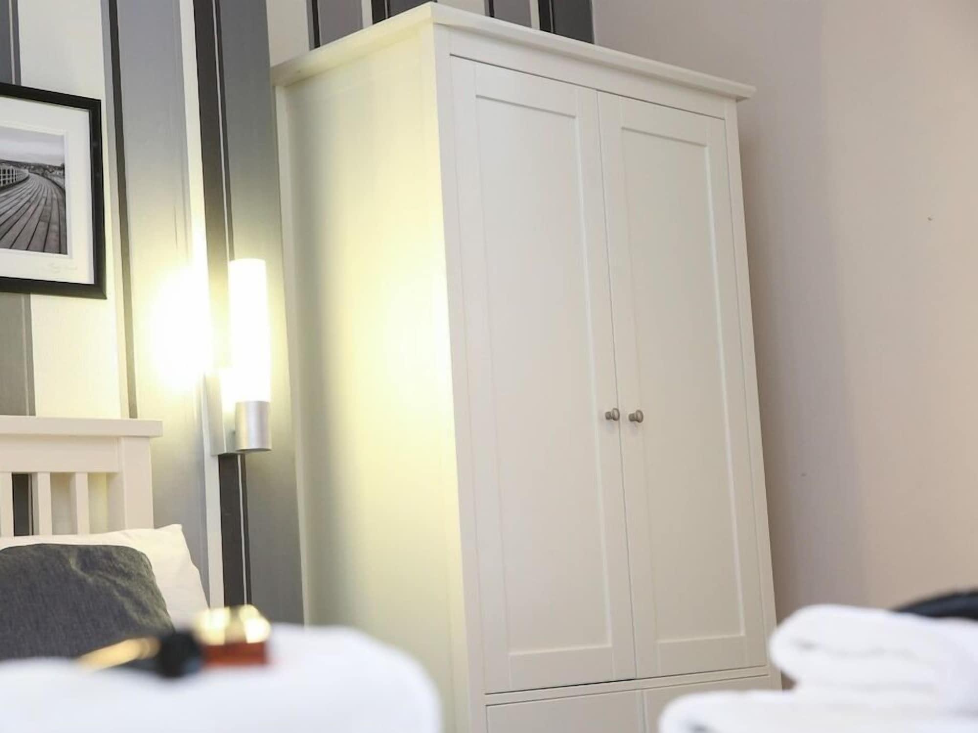 Riviera Guest house